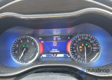 2015 Chrysler 200 C из США, поврежденный, VIN 1C3CCCCB5FN618854